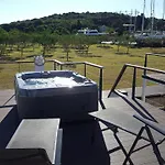 Hausboot Pula - Floating House Water Lily